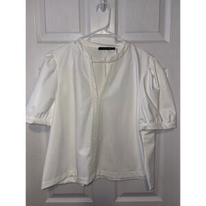 Dolcecabo women’s faux leather XL white short sleeve split neck top nwot